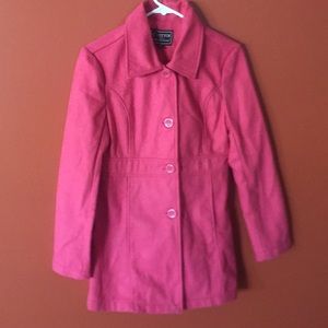 Un abrigo cesttoi hermoso